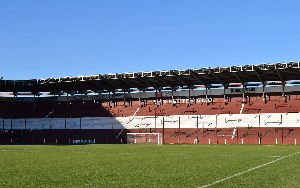 Tribunas del estadio Ciudad de Lanús (foto ilustrativa)